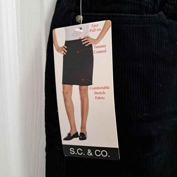 S.C. & Co Ladies Corduroy Skirt Womens Size 8 Pull On Black Cord Skirt NWT - Picture 5 of 12